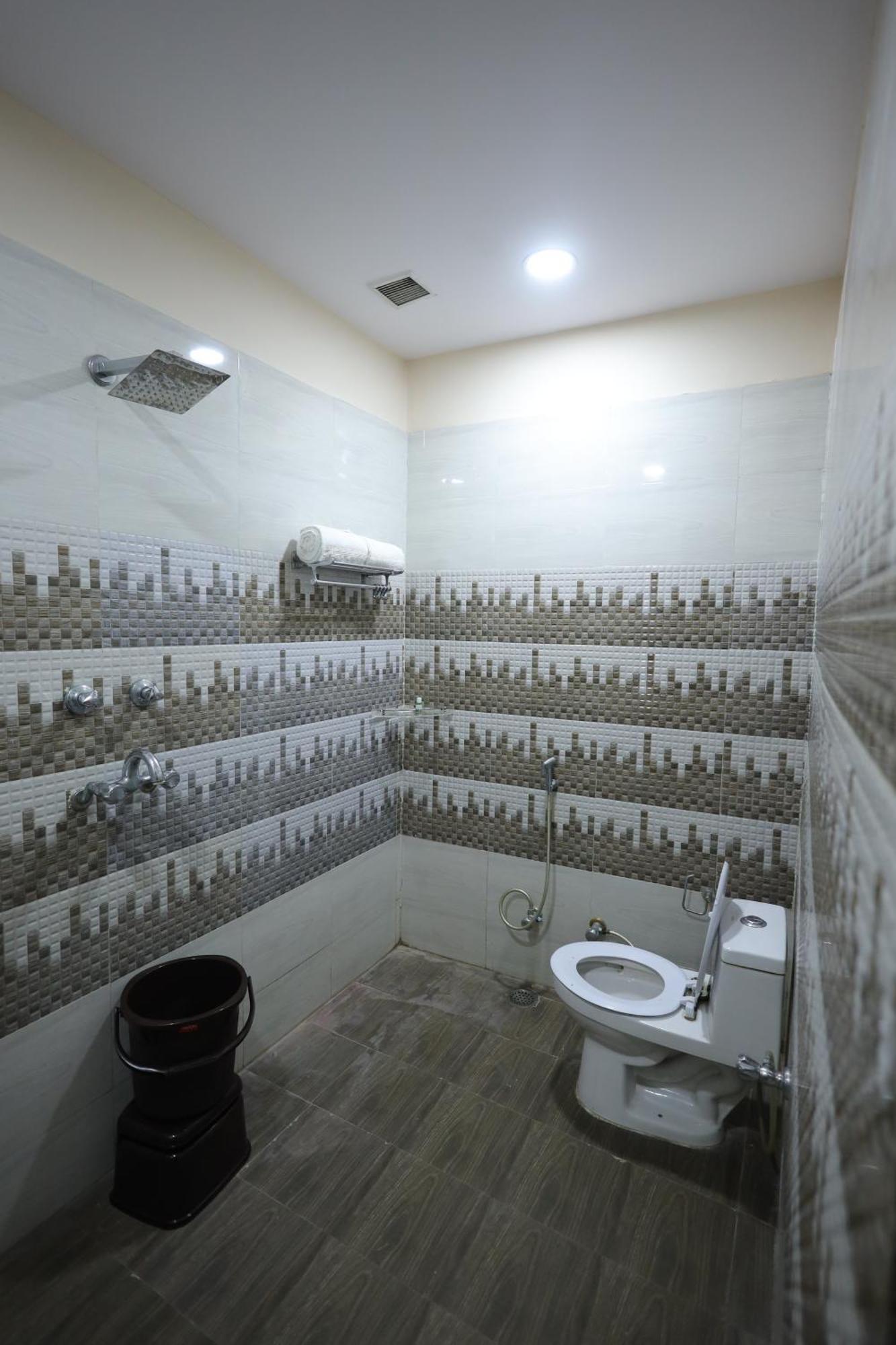 Hotel Bhagyaraj Palace A Luxury Hotel Keshavpuram Kānpur Eksteriør bilde