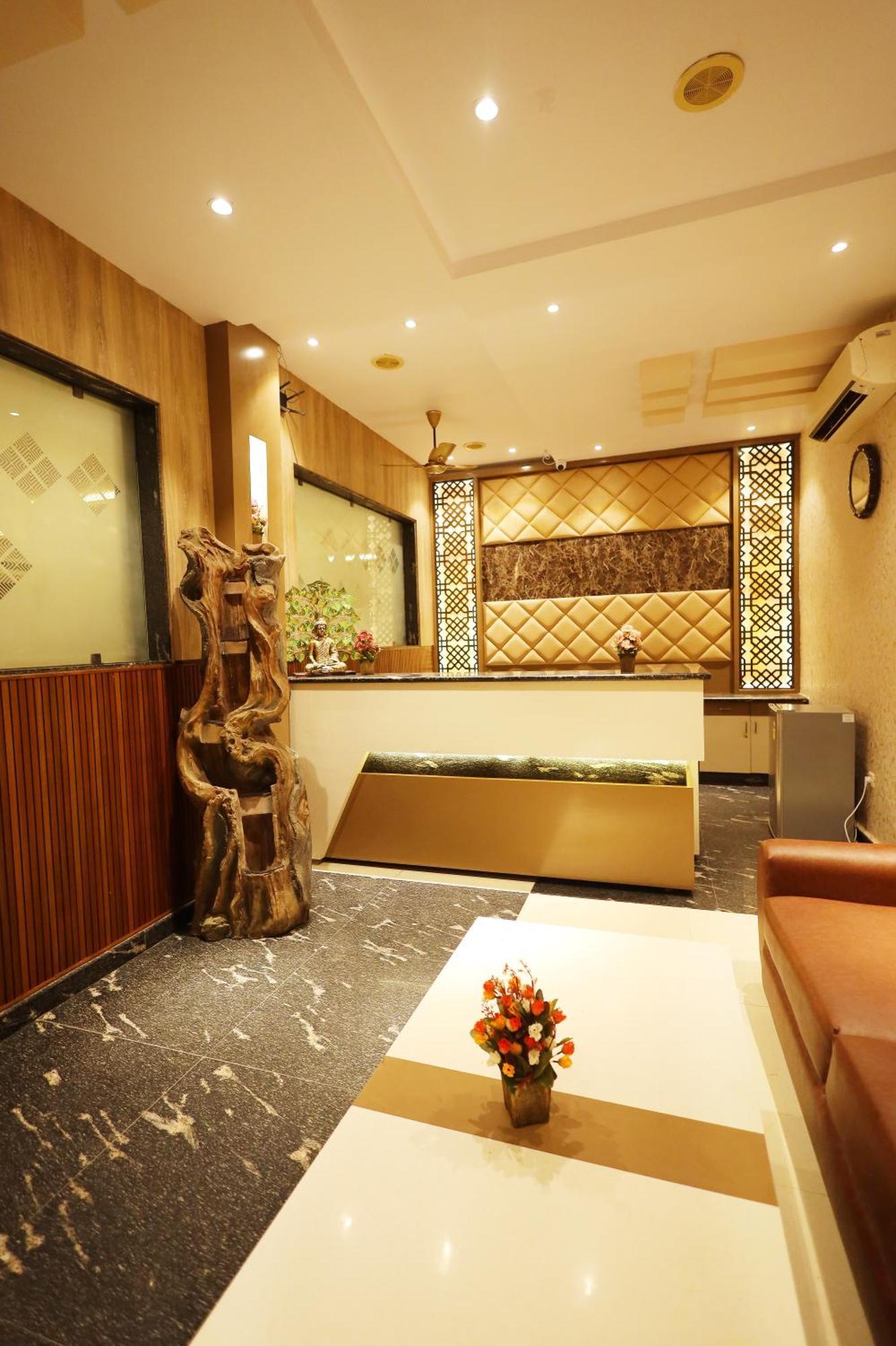 Hotel Bhagyaraj Palace A Luxury Hotel Keshavpuram Kānpur Eksteriør bilde