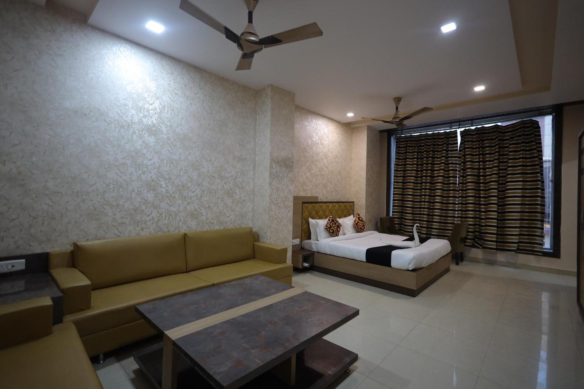 Hotel Bhagyaraj Palace A Luxury Hotel Keshavpuram Kānpur Eksteriør bilde