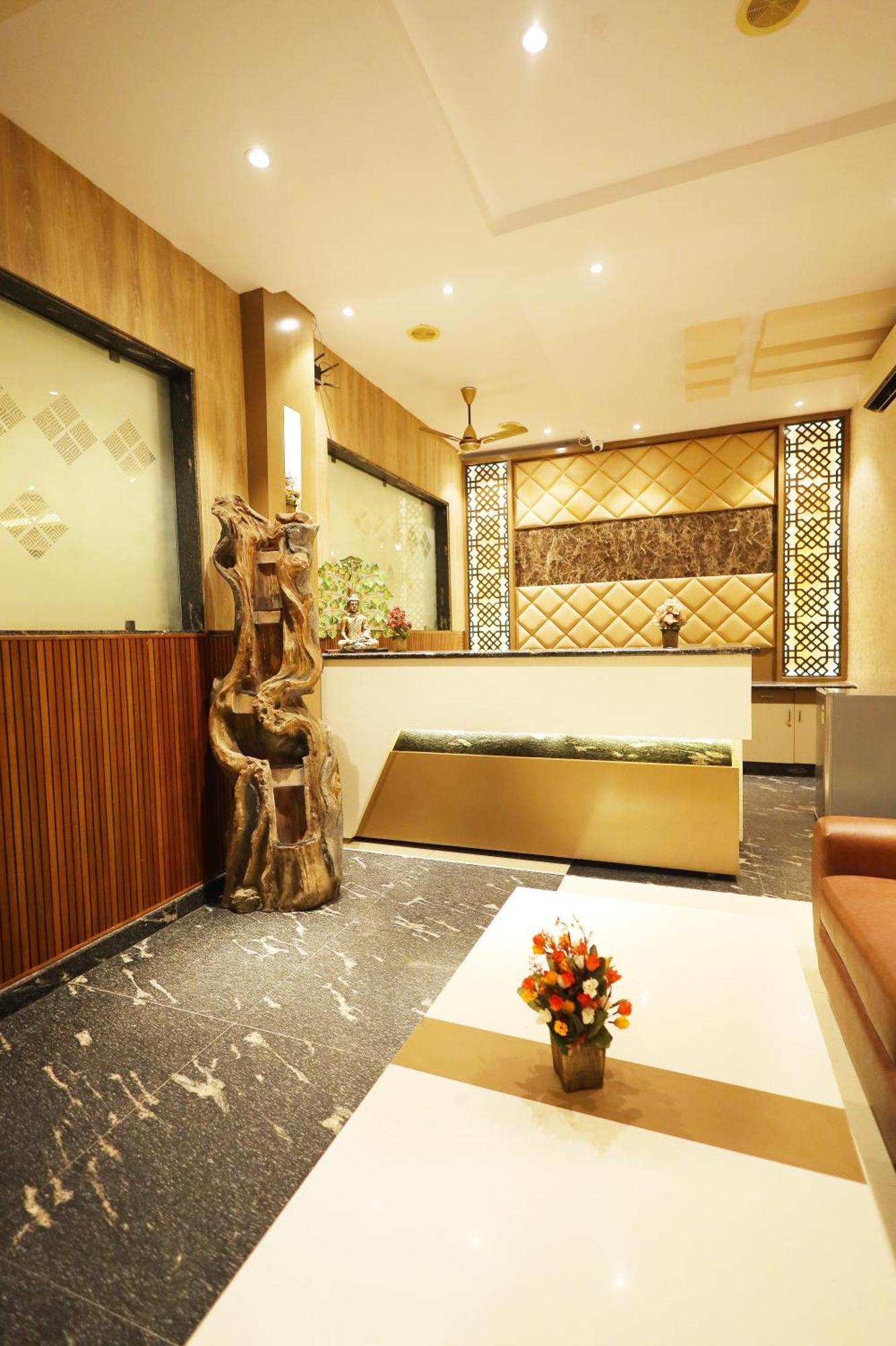 Hotel Bhagyaraj Palace A Luxury Hotel Keshavpuram Kānpur Eksteriør bilde
