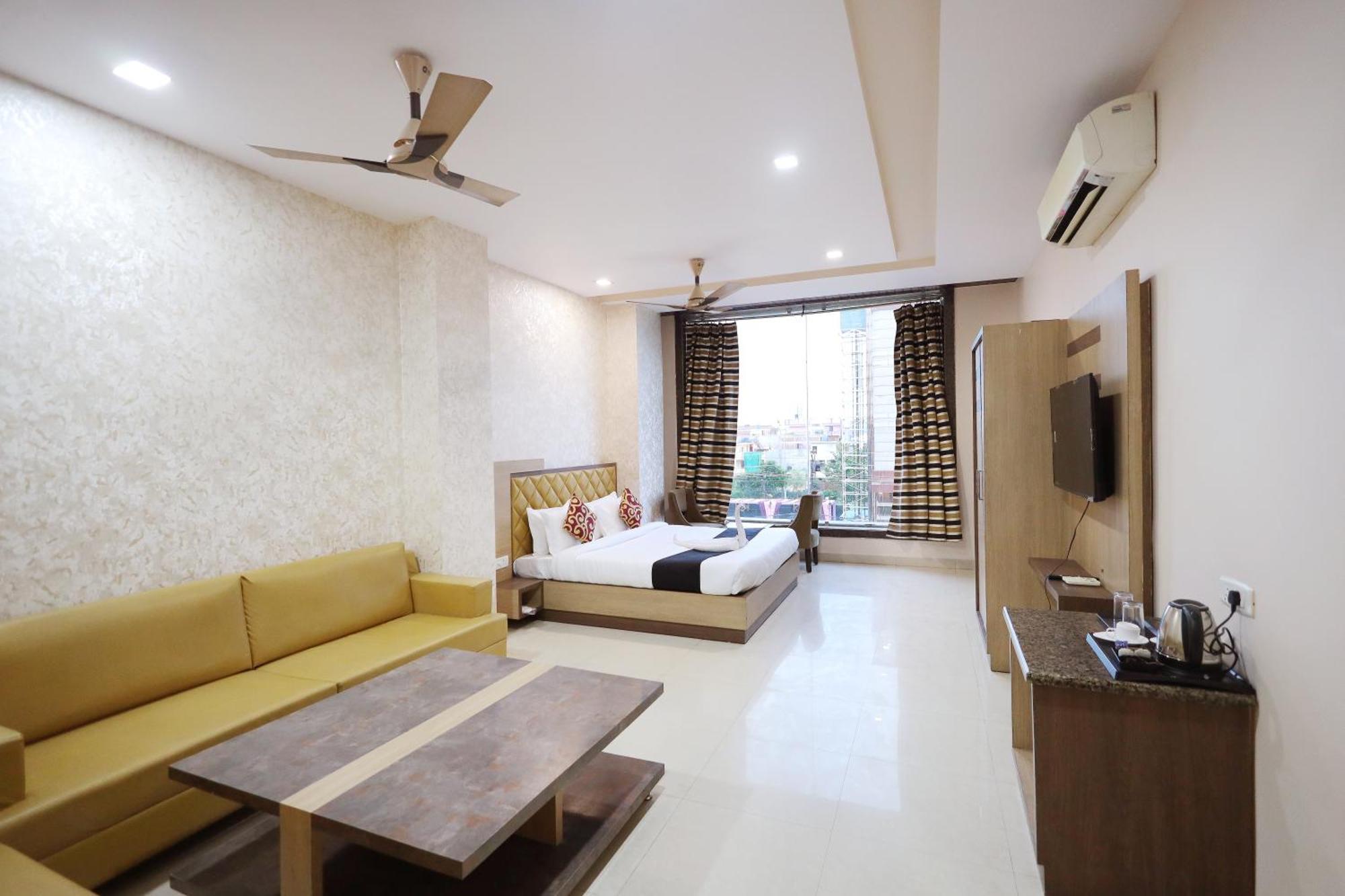 Hotel Bhagyaraj Palace A Luxury Hotel Keshavpuram Kānpur Eksteriør bilde